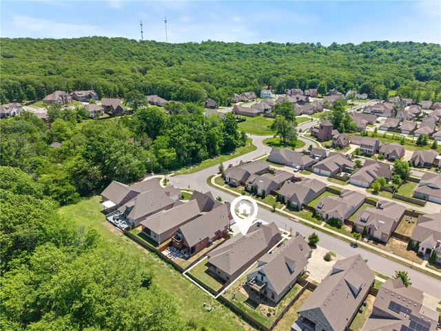 254 N Solitude Bend, Fayetteville, AR 72704