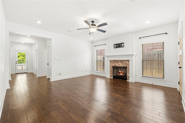 254 N Solitude Bend, Fayetteville, AR 72704