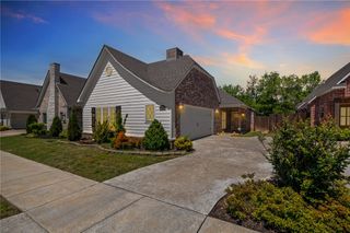254 N Solitude Bend, Fayetteville, AR 72704