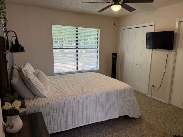 2922 Holly Trail East, Holly Lake Ranch, TX 75765