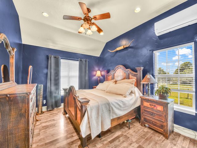 4519 County Road 2690, Alvord, TX 76225