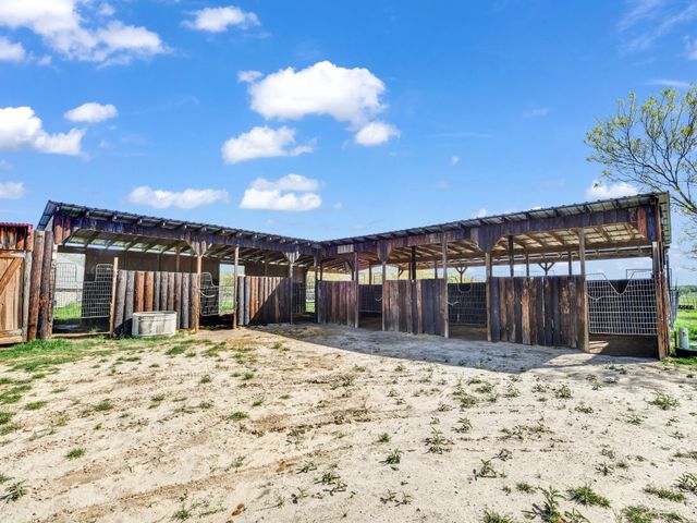 4519 County Road 2690, Alvord, TX 76225