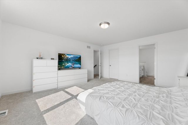 1908 Boulder Way, Carver, MN 55315