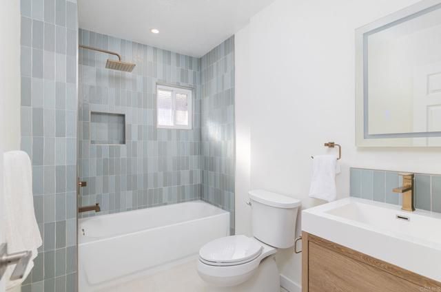 1674 Evergreen Street, San Diego, CA 92106