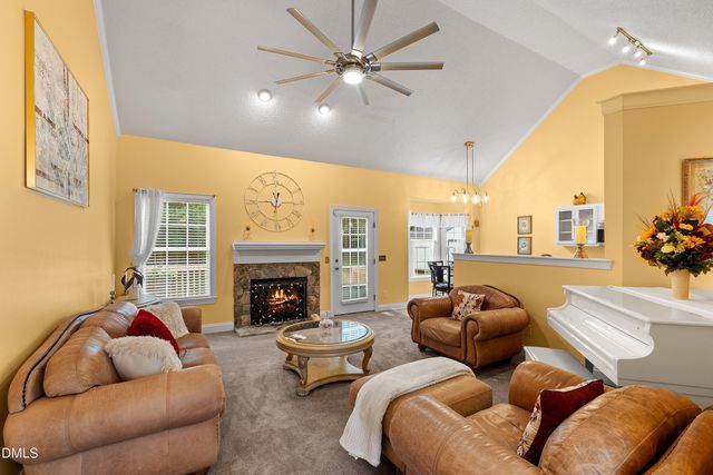 128 Redbud Drive, Clayton, NC 27520