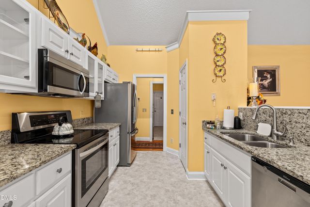 128 Redbud Drive, Clayton, NC 27520