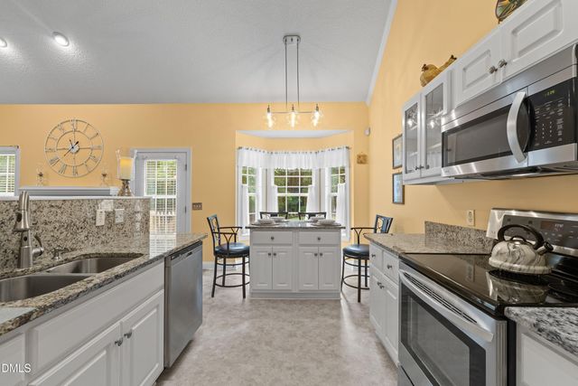 128 Redbud Drive, Clayton, NC 27520
