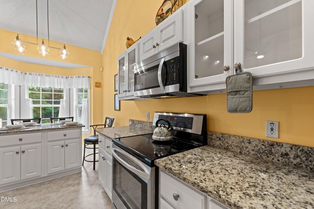 128 Redbud Drive, Clayton, NC 27520