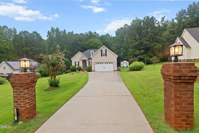 128 Redbud Drive, Clayton, NC 27520