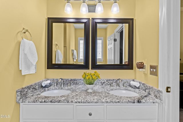 128 Redbud Drive, Clayton, NC 27520