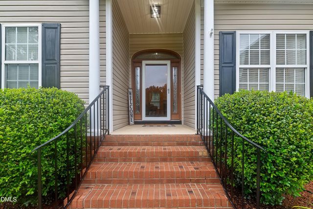 128 Redbud Drive, Clayton, NC 27520