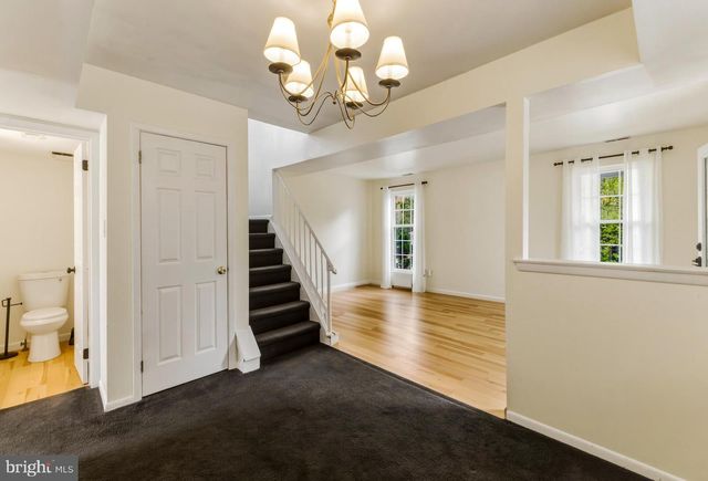 19 BROOKVIEW DR, Mantua, NJ 08051