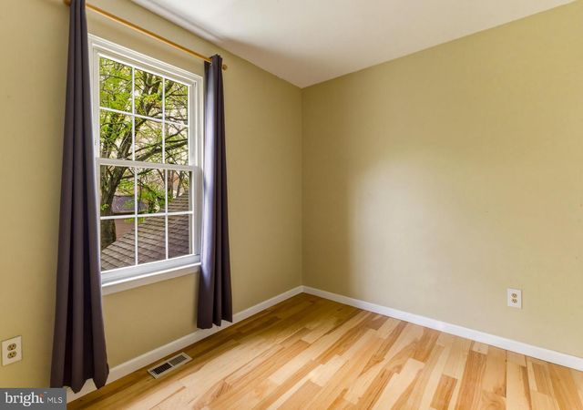 19 BROOKVIEW DR, Mantua, NJ 08051