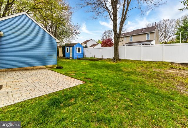 19 BROOKVIEW DR, Mantua, NJ 08051