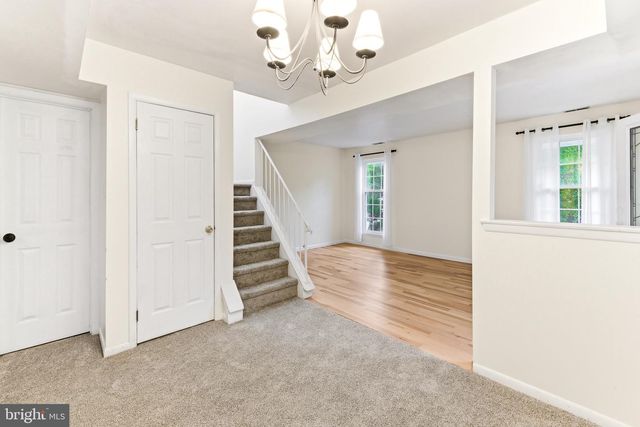 19 BROOKVIEW DR, Mantua, NJ 08051