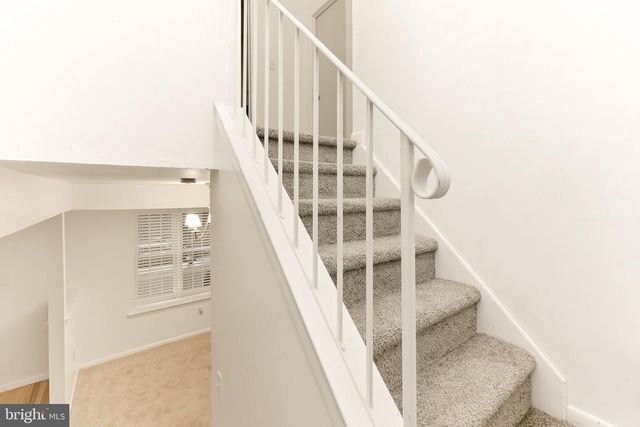 19 BROOKVIEW DR, Mantua, NJ 08051