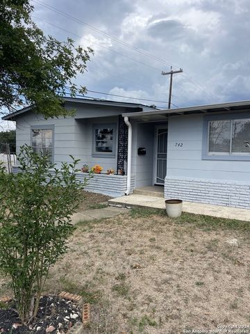 742 Olney, San Antonio, TX 78209