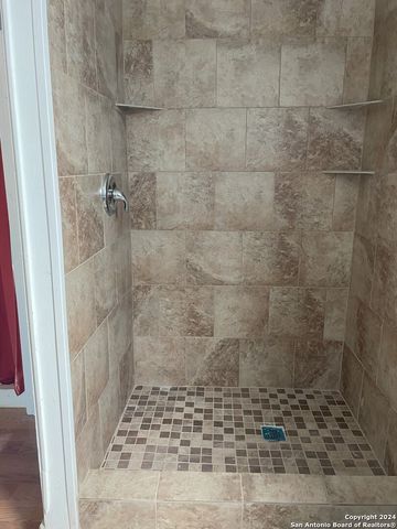 742 Olney, San Antonio, TX 78209