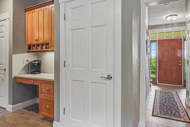 43 Southwick Rd, Sutton, MA 01590