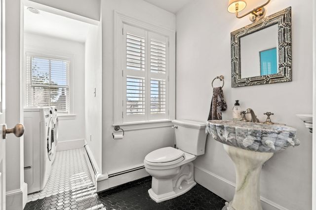 12 Bennett Street, Manchester, MA 01944