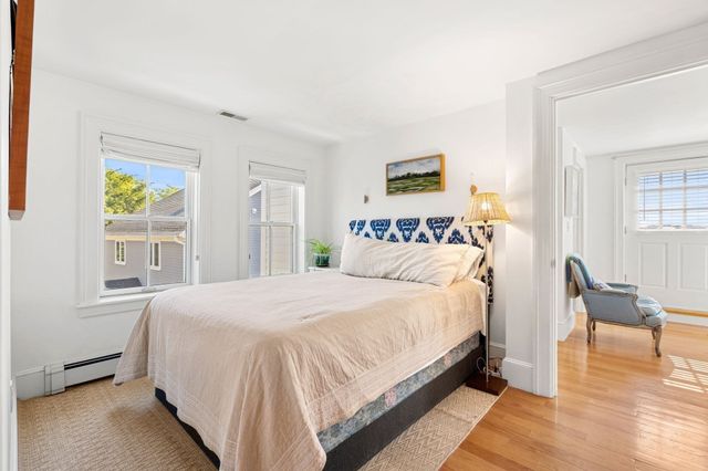 12 Bennett Street, Manchester, MA 01944