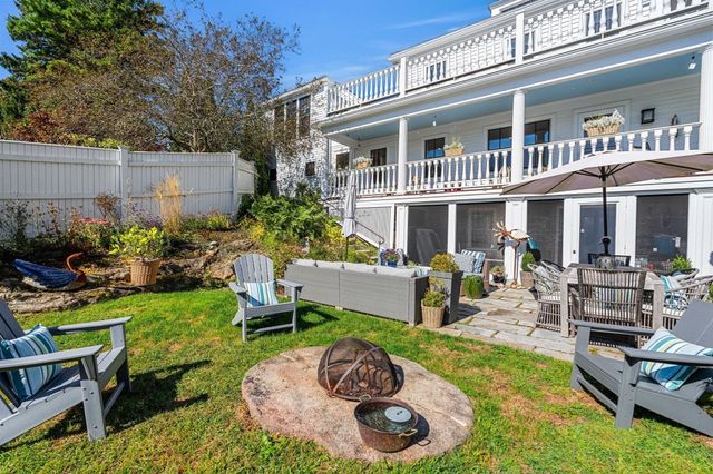 12 Bennett Street, Manchester, MA 01944