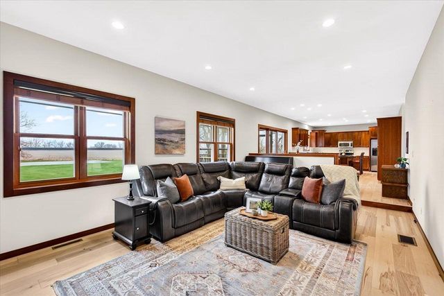 1287 Enterprise Drive, Verona, WI 53593