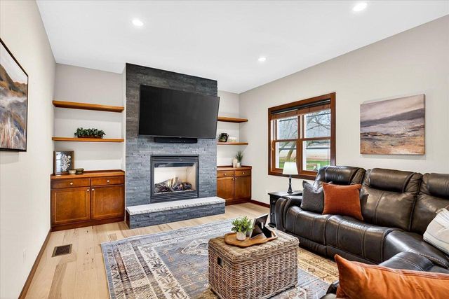 1287 Enterprise Drive, Verona, WI 53593