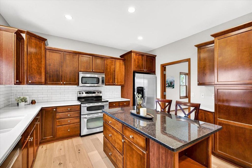 1287 Enterprise Drive, Verona, WI 53593