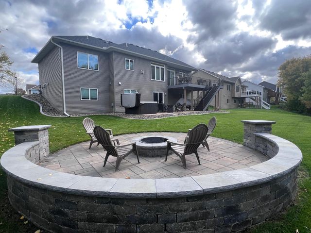 6951 170th Trail NW, Anoka, MN 55303