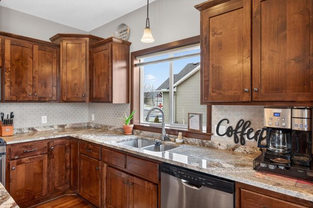 6951 170th Trail NW, Anoka, MN 55303