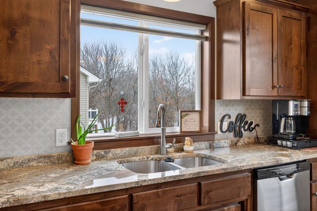 6951 170th Trail NW, Anoka, MN 55303