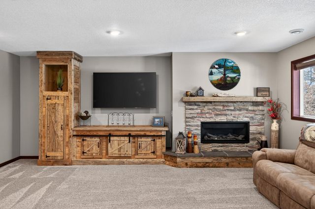 6951 170th Trail NW, Anoka, MN 55303