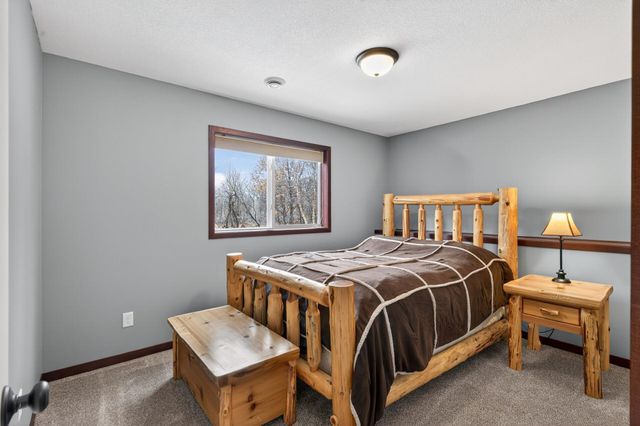 6951 170th Trail NW, Anoka, MN 55303