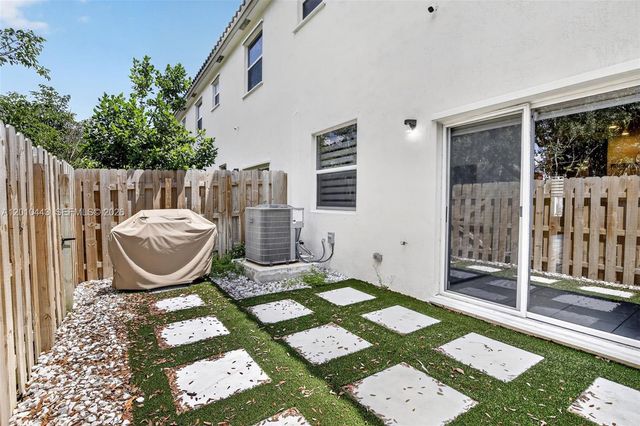 2691 NW 55th Way, Lauderhill, FL 33313