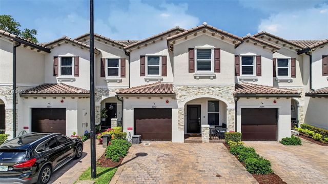 2691 NW 55th Way, Lauderhill, FL 33313
