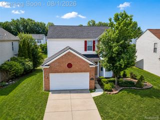 9992 W Avondale Circle, Superior Charter Township, MI 48198