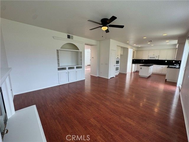 22219 Trinity Place, Saugus (santa Clarita), CA 91390