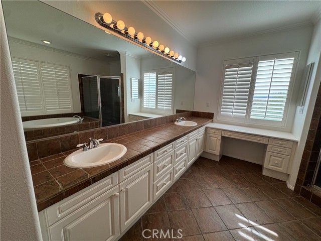 22219 Trinity Place, Saugus (santa Clarita), CA 91390