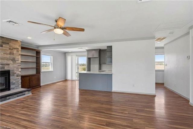 1309 Dandy Loop RD, Yorktown, VA 23692