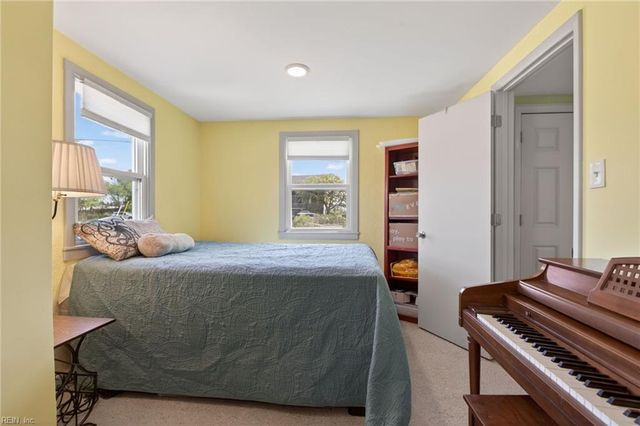 1309 Dandy Loop RD, Yorktown, VA 23692