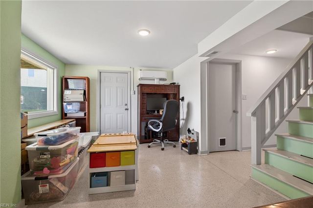 1309 Dandy Loop RD, Yorktown, VA 23692