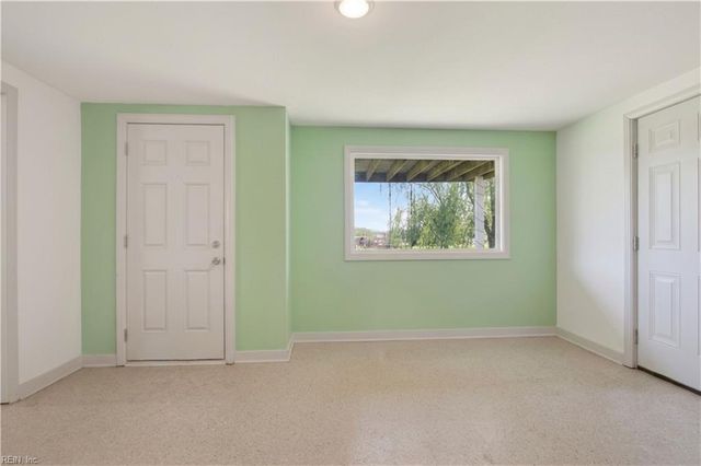 1309 Dandy Loop RD, Yorktown, VA 23692