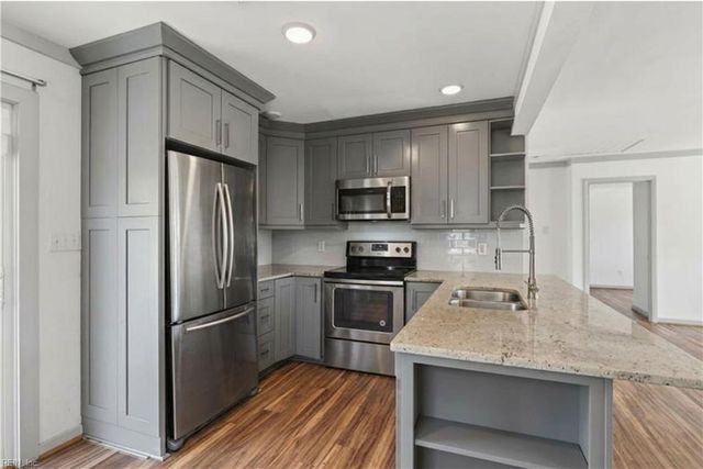 1309 Dandy Loop RD, Yorktown, VA 23692