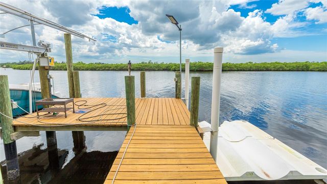 4304 14TH AVENUE E, Bradenton, FL 34208
