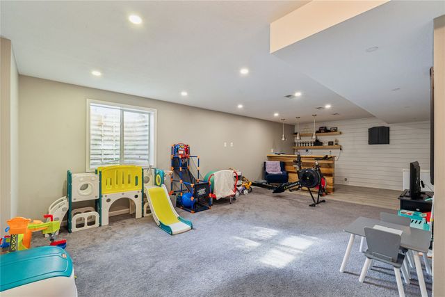 3401 Poplar Drive SW, Bondurant, IA 50035