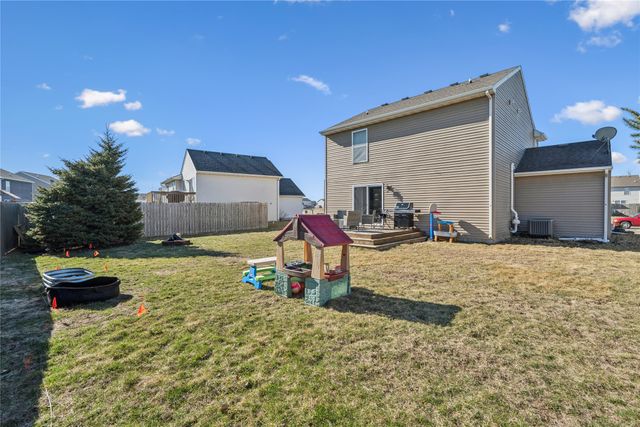 3401 Poplar Drive SW, Bondurant, IA 50035