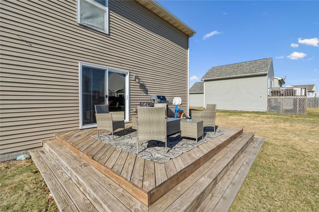 3401 Poplar Drive SW, Bondurant, IA 50035