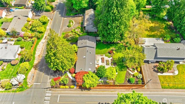 8320 188th Street SW, Edmonds, WA 98026