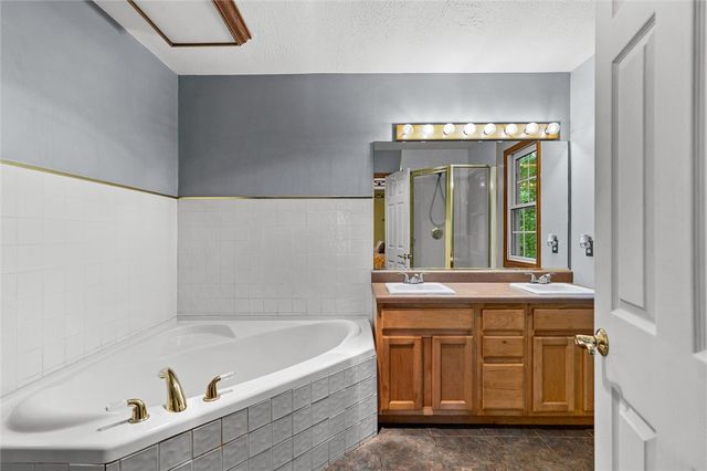 16969 Posy Mountain Road, Rogers, AR 72756